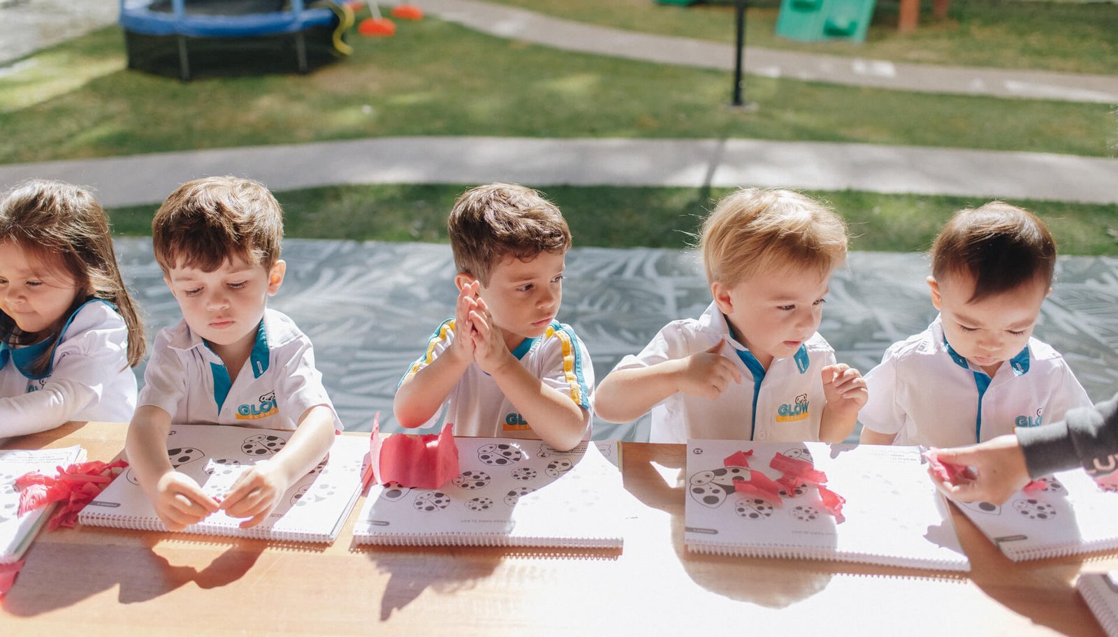 2 - - Glow School - Berçario - Escola Infantil - Bilingue