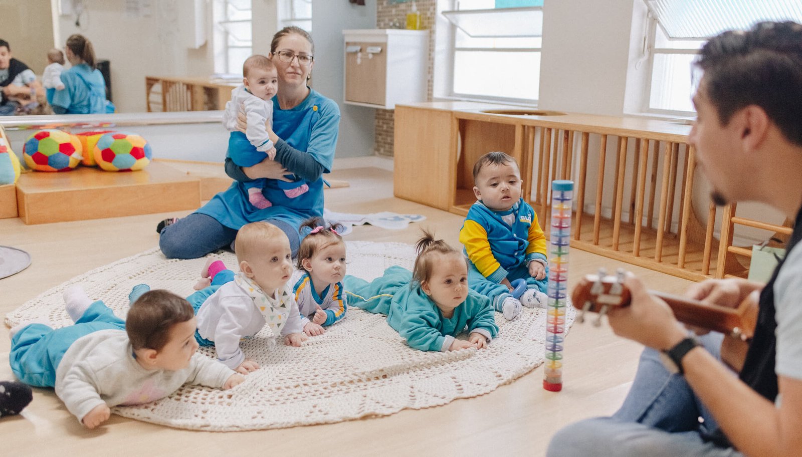 3 - Glow School - Berçario - Escola Infantil - Bilingue